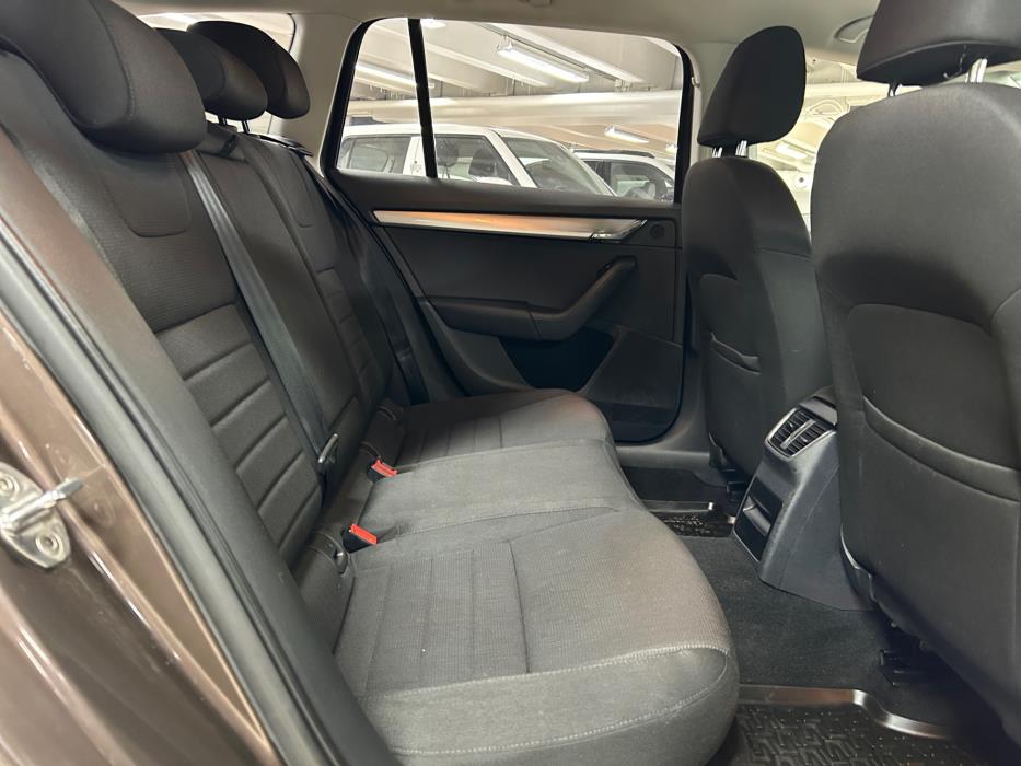 SKODA Octavia 2014