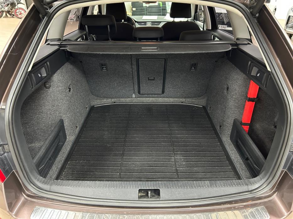 SKODA Octavia 2014