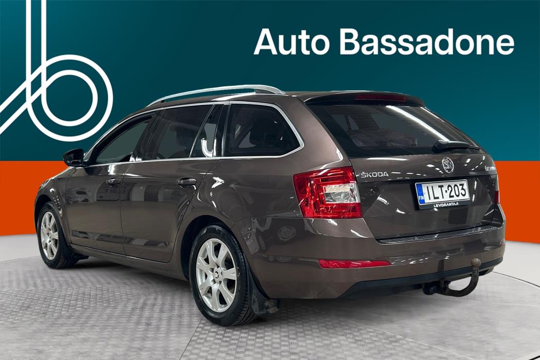 SKODA Octavia 2014