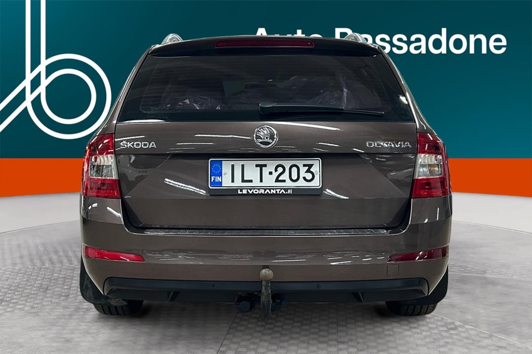 SKODA Octavia 2014