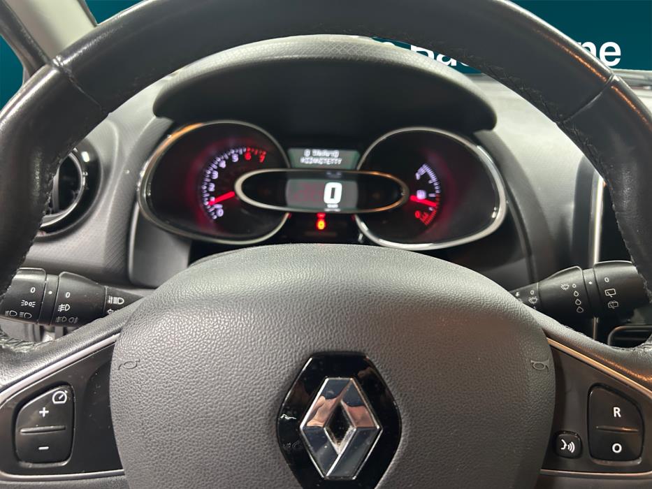 RENAULT Clio 2016