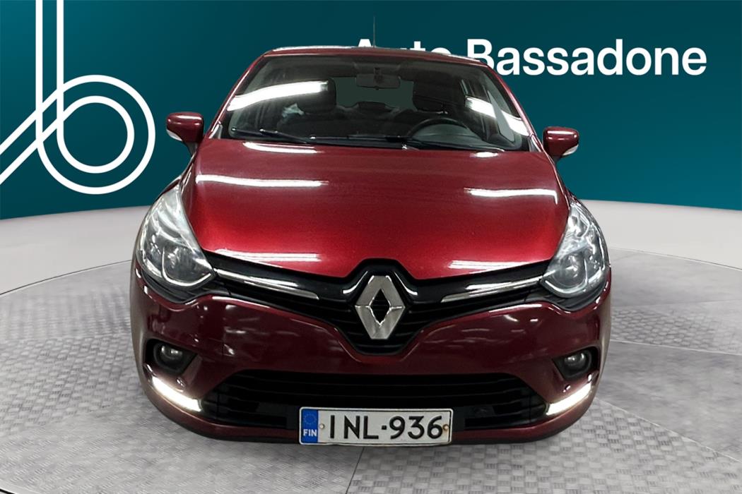 RENAULT Clio 2016
