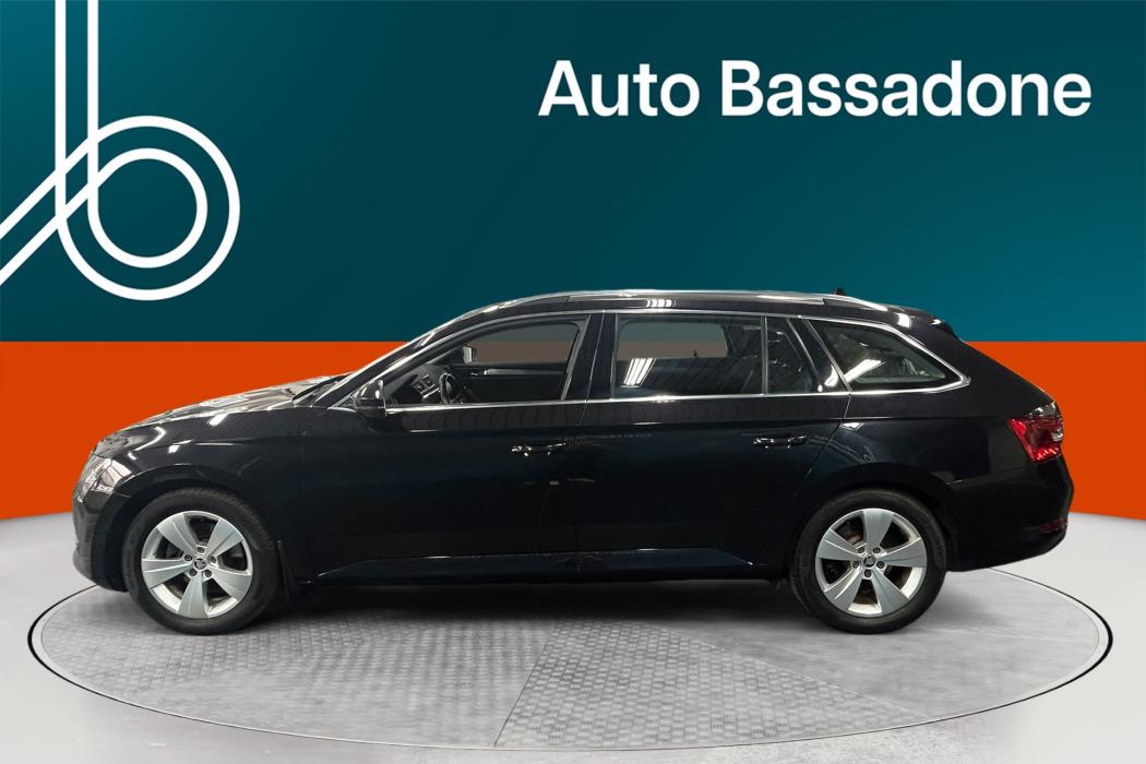SKODA Superb 2022