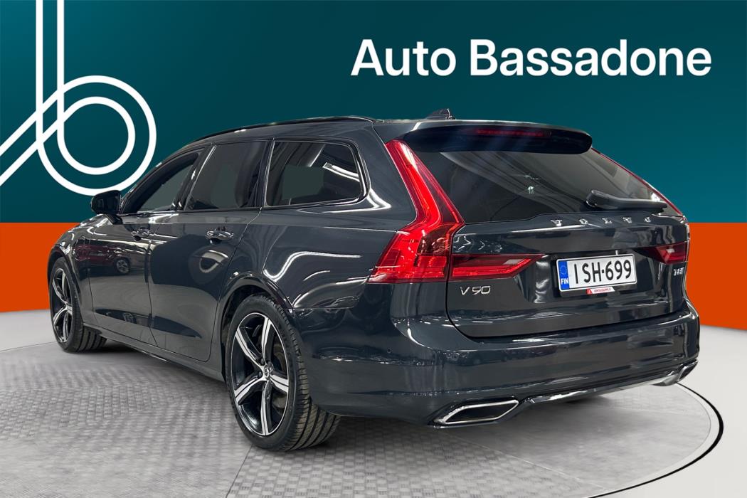 VOLVO V90 2020