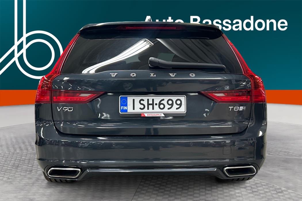 VOLVO V90 2020