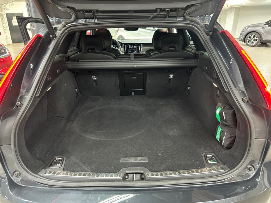 VOLVO V90 2020