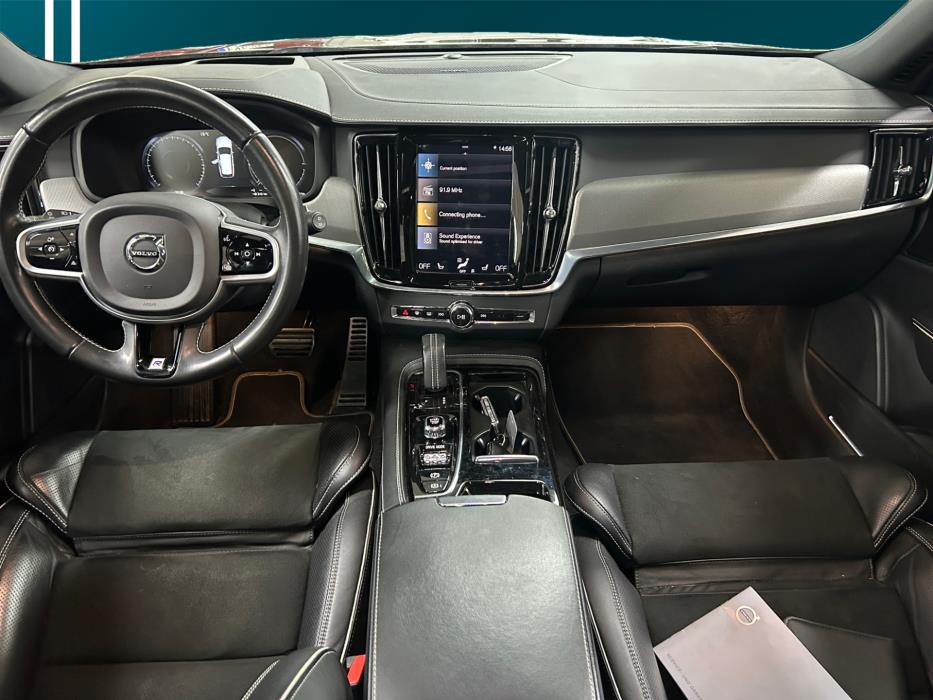 VOLVO V90 2020