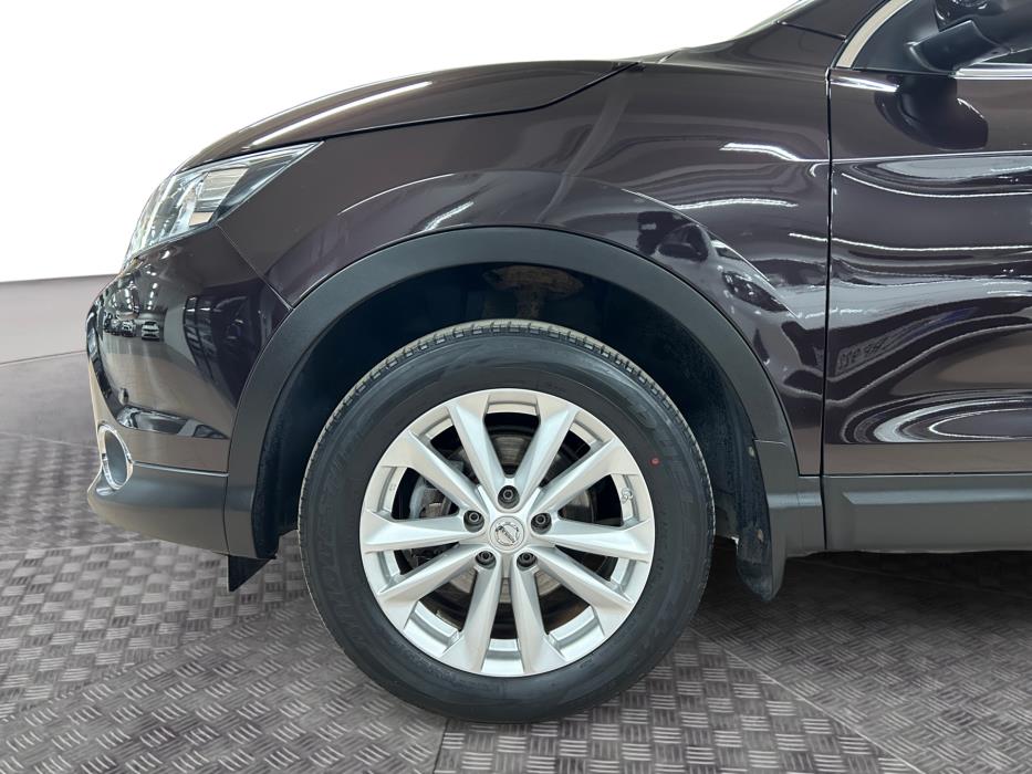 NISSAN Qashqai 2015
