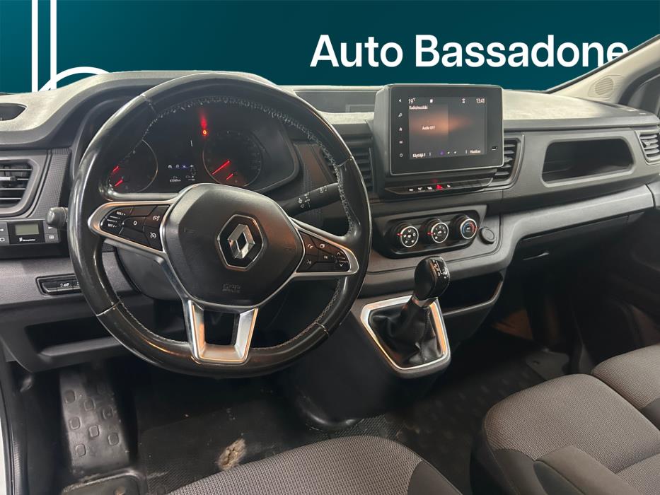 RENAULT Trafic 2022
