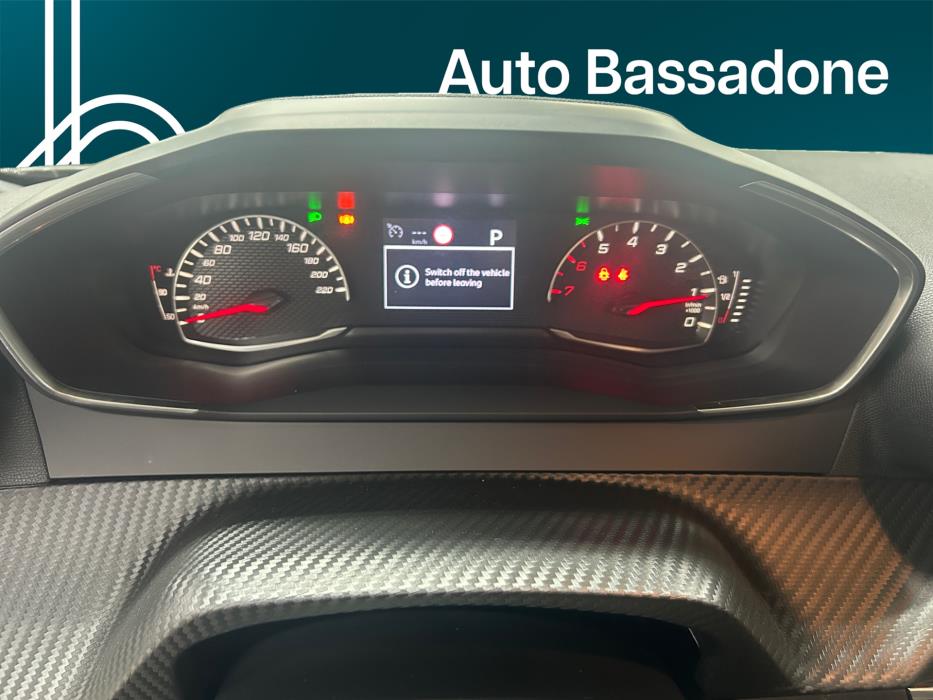 PEUGEOT 2008 2024