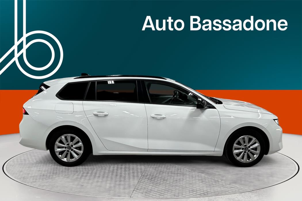 OPEL Astra 2024