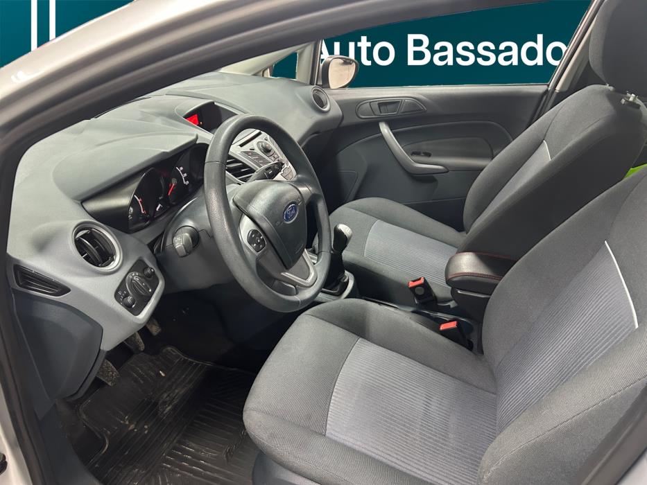 FORD Fiesta 2011