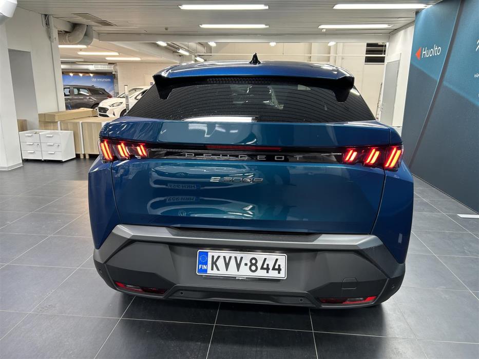 Peugeot E-3008 2024