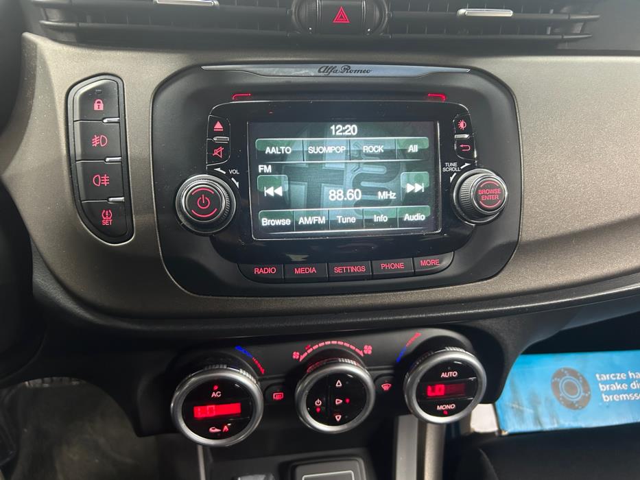 ALFA ROMEO Giulietta 2015