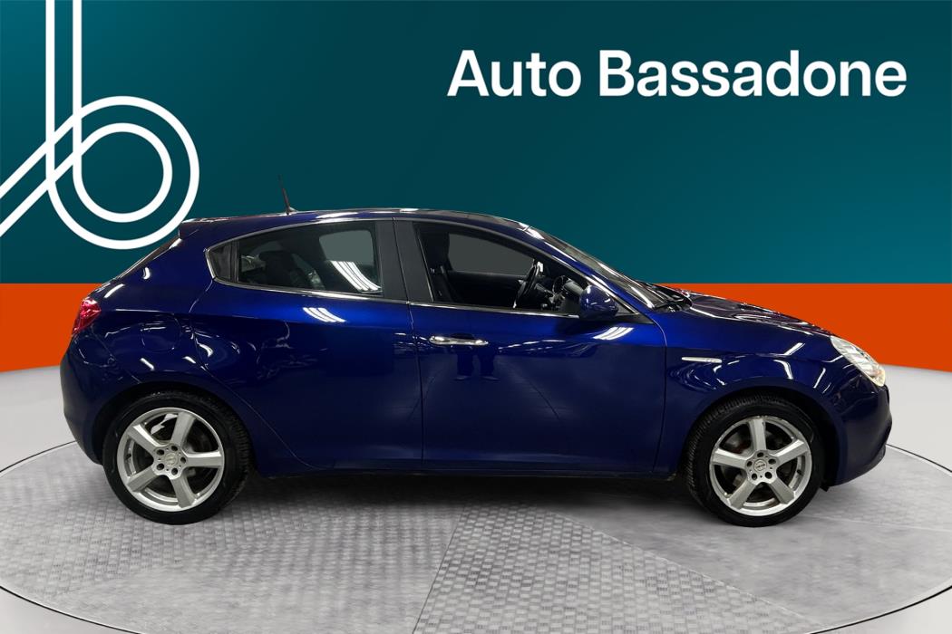 ALFA ROMEO Giulietta 2015