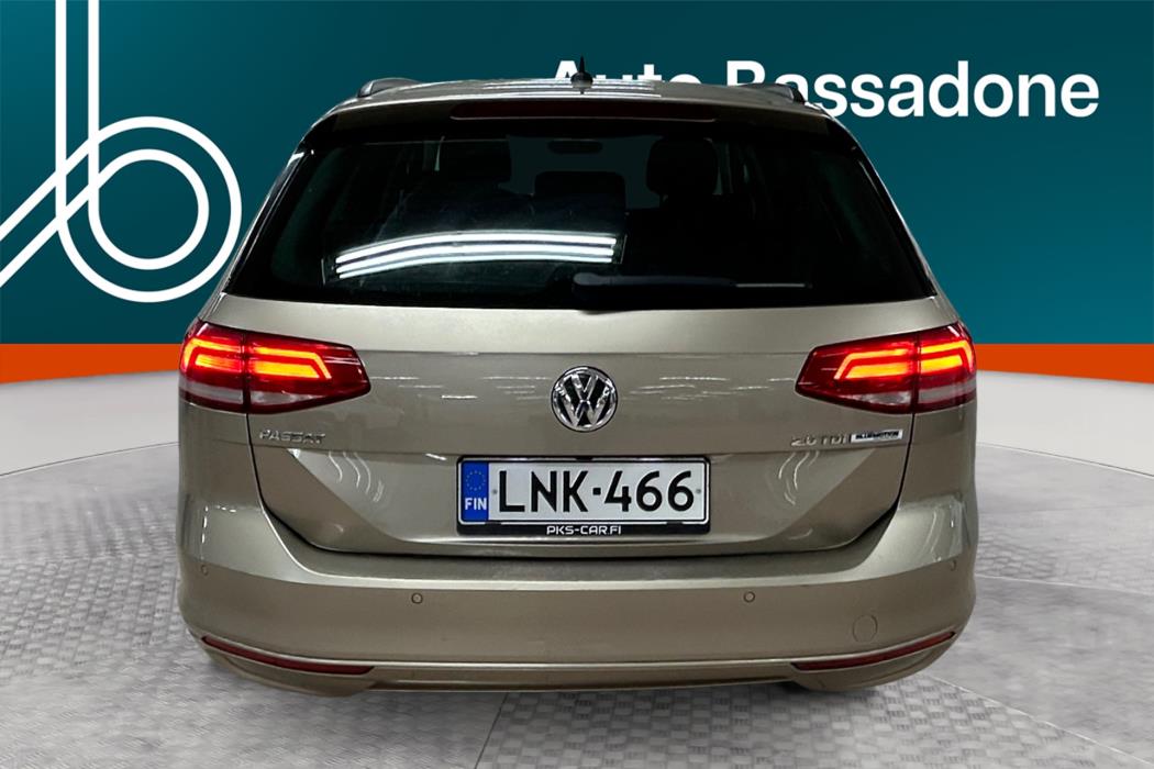 VOLKSWAGEN Passat 2016