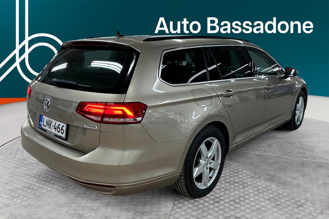 VOLKSWAGEN Passat 2016