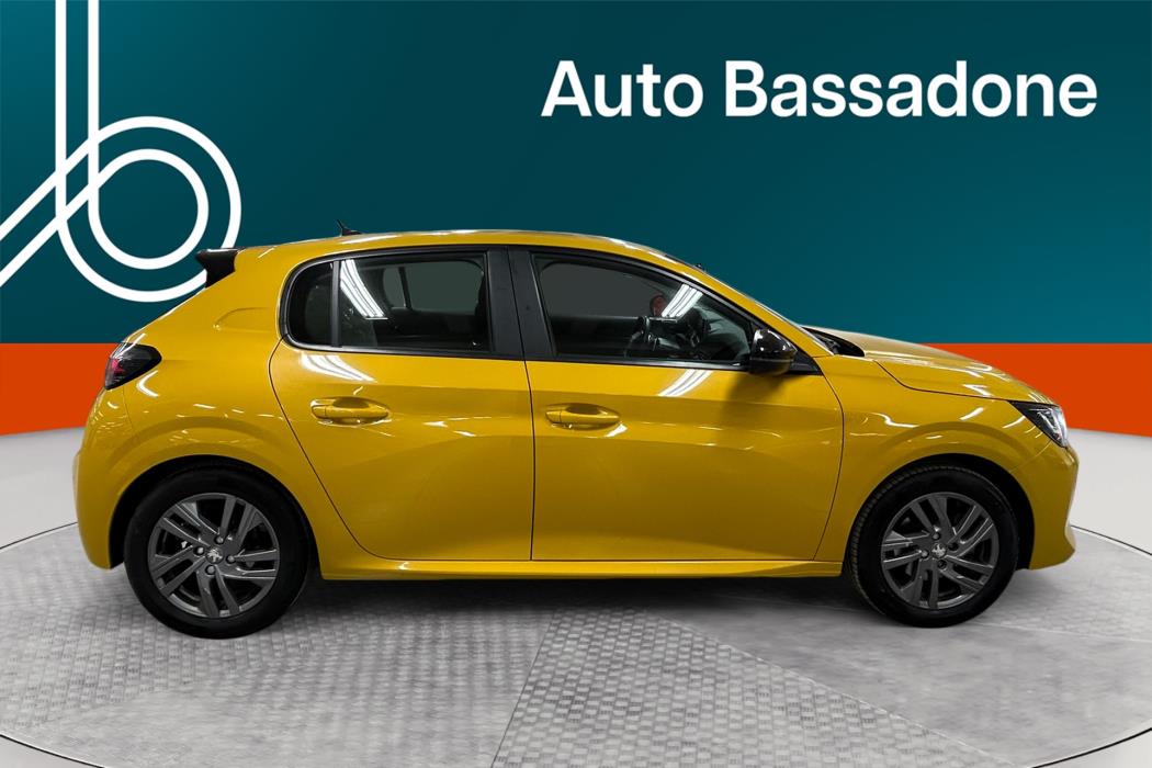 PEUGEOT 208 2022