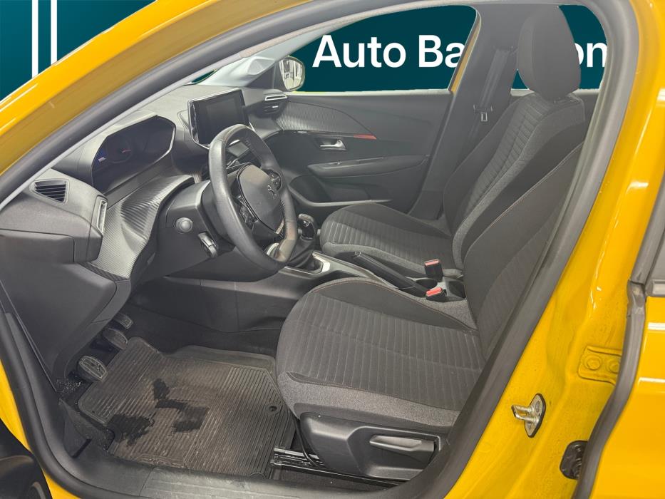 PEUGEOT 208 2022
