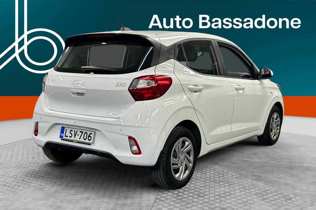 HYUNDAI i10 2024