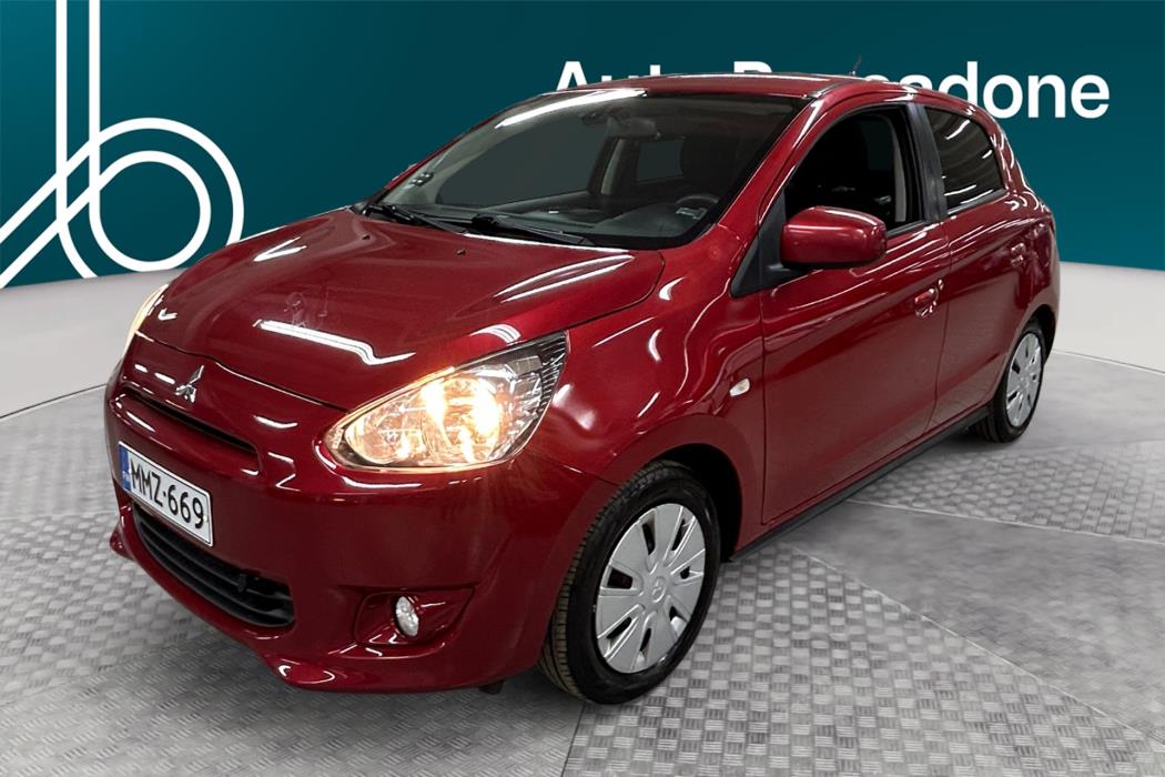MITSUBISHI Space Star 2015