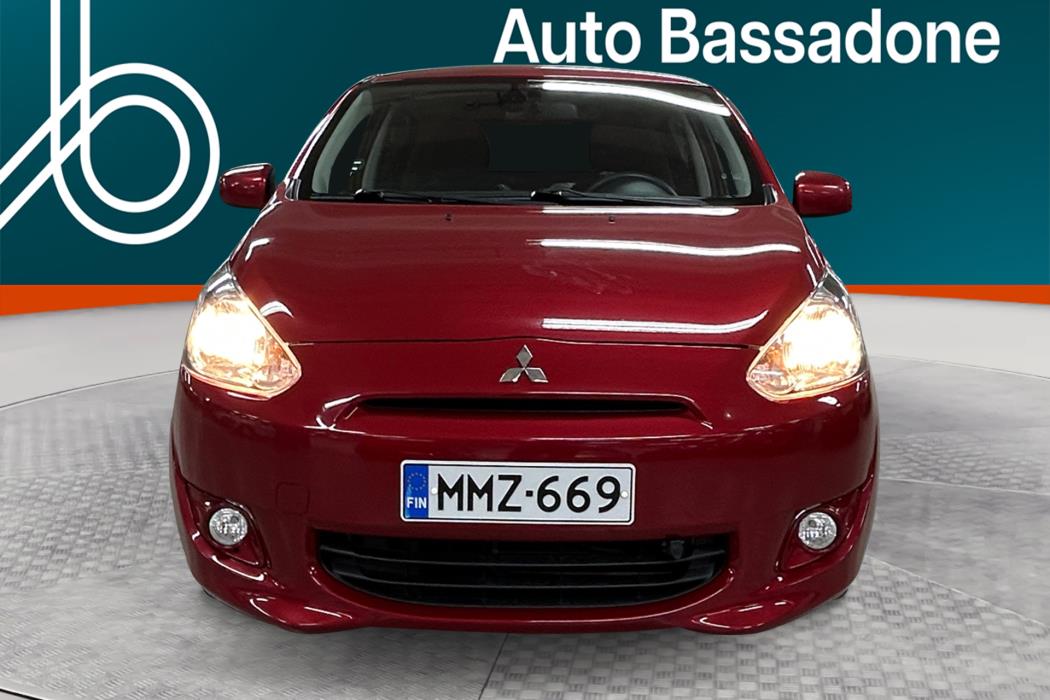 MITSUBISHI Space Star 2015