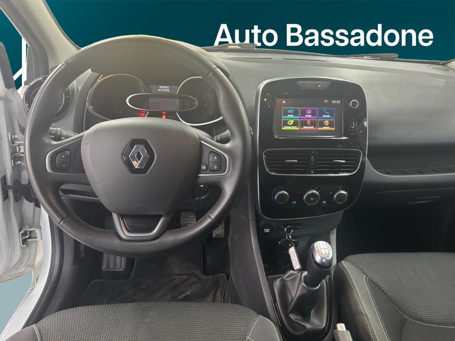 RENAULT Clio 2018