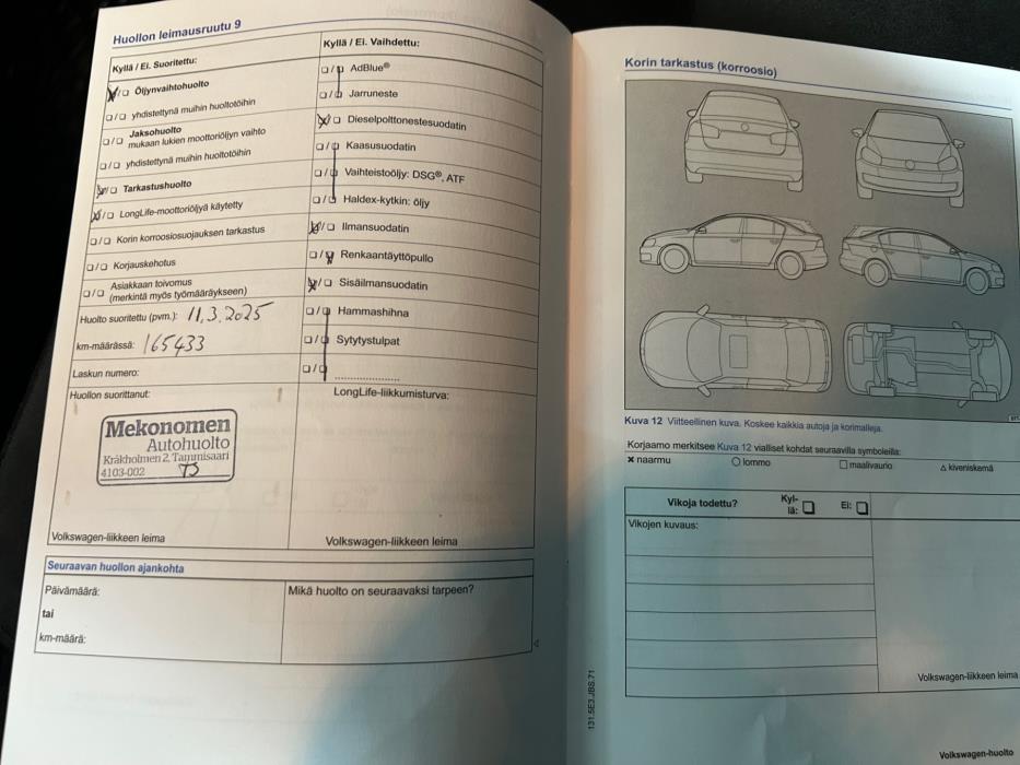 VOLKSWAGEN Golf 2012