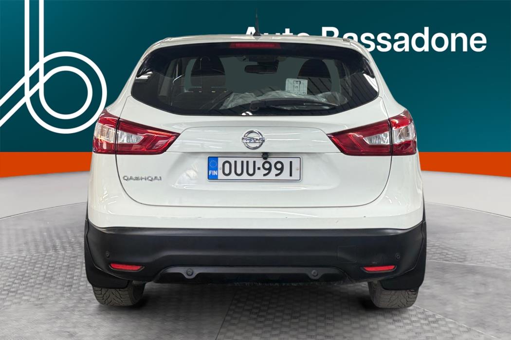NISSAN Qashqai 2015