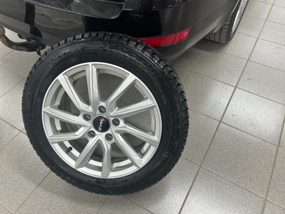 SKODA Octavia 2015