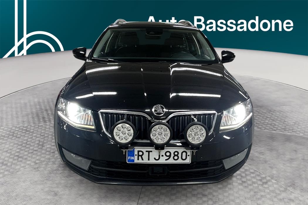 SKODA Octavia 2015