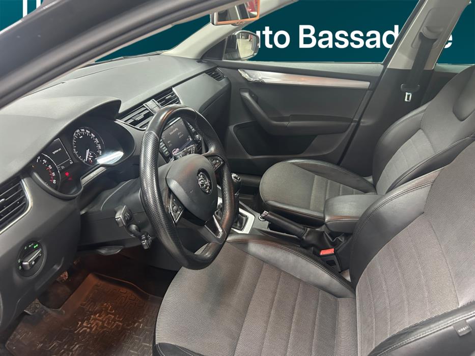 SKODA Octavia 2015
