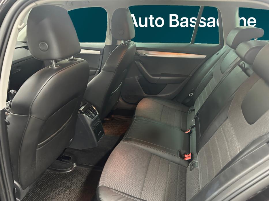 SKODA Octavia 2015