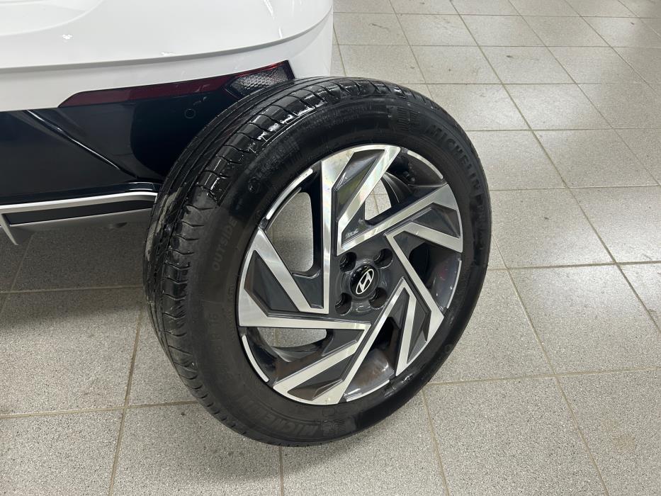 HYUNDAI i20 Hatchback 2024