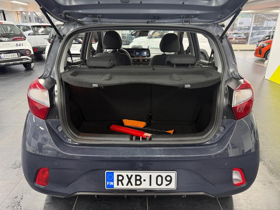 HYUNDAI i10 2024