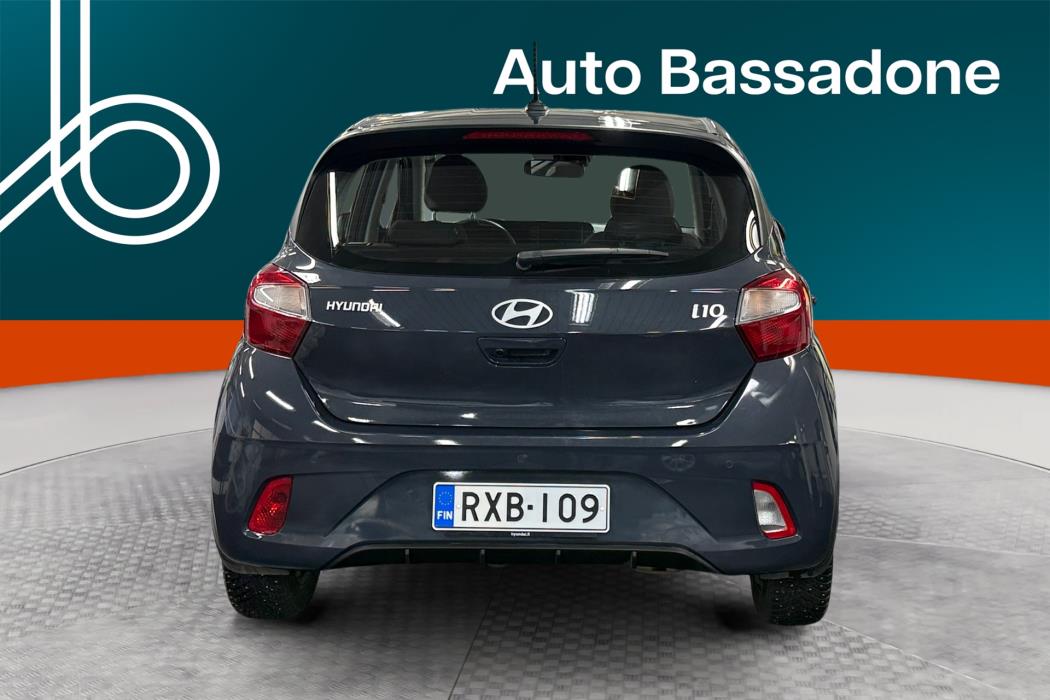 HYUNDAI i10 2024