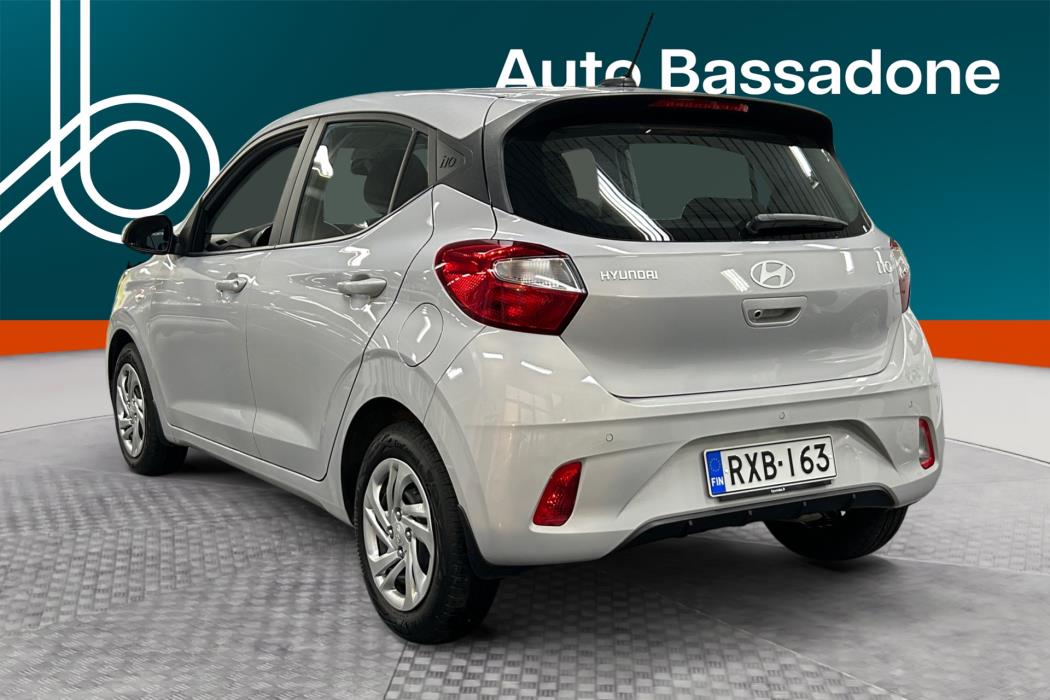 HYUNDAI i10 2024