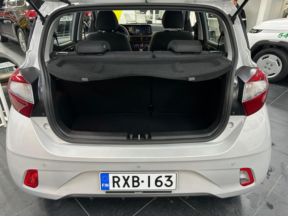 HYUNDAI i10 2024