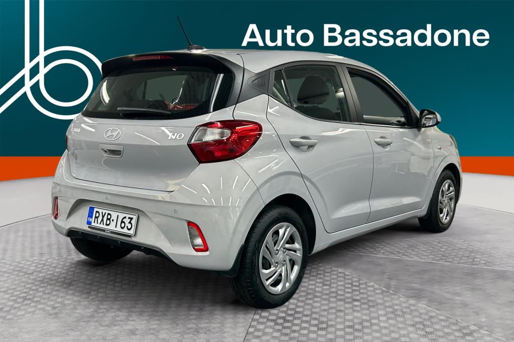 HYUNDAI i10 2024