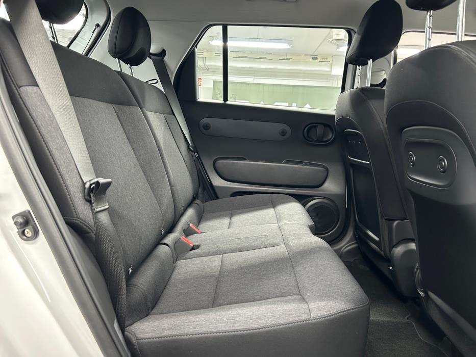 Hyundai INSTER 2026