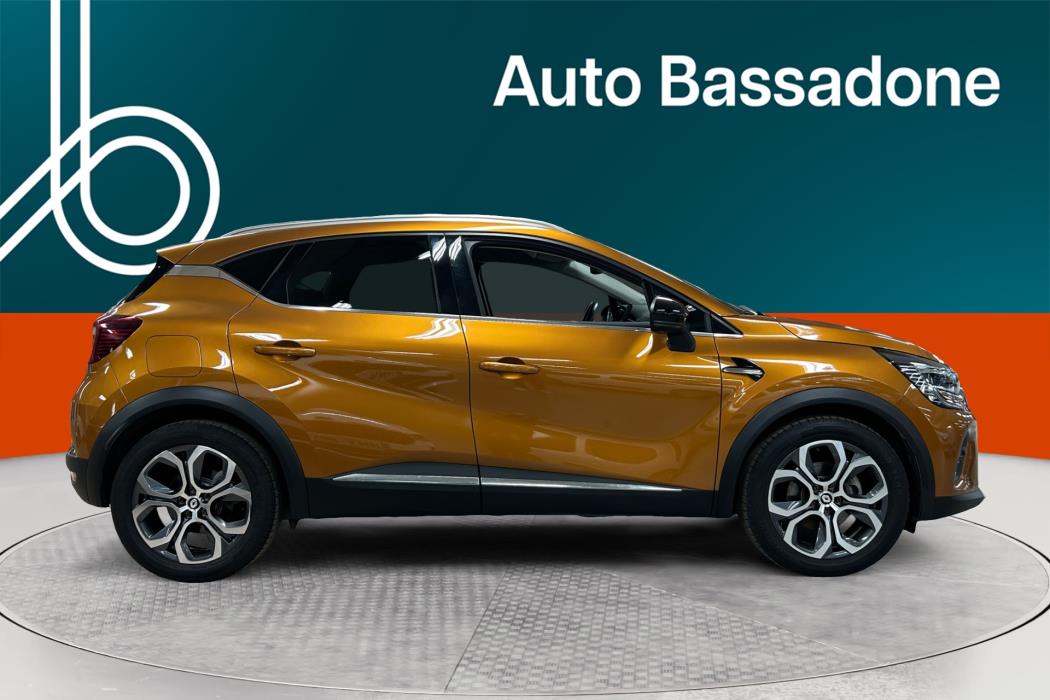 RENAULT Captur 2022