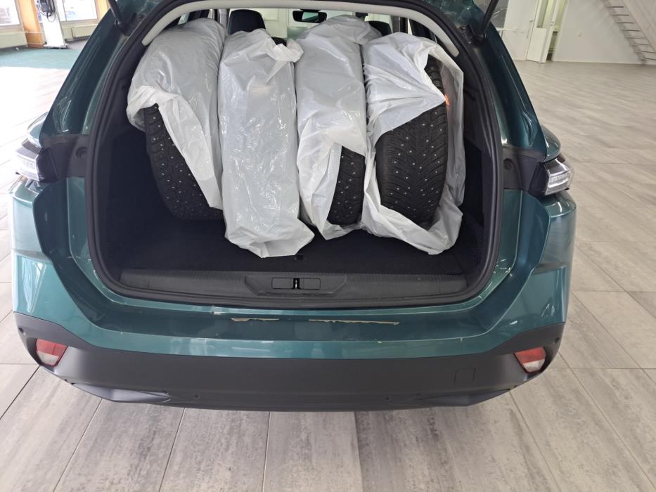 PEUGEOT 308 2023