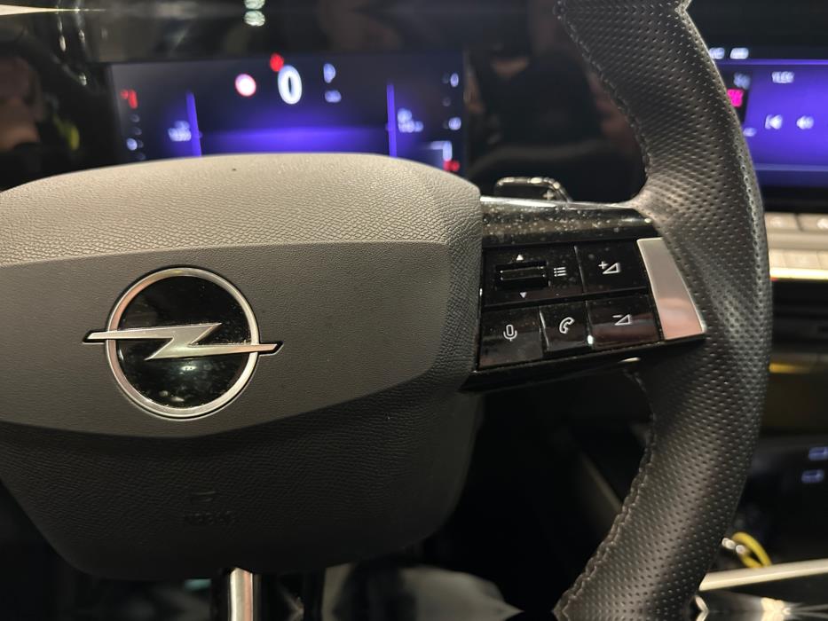 Opel Astra 2024