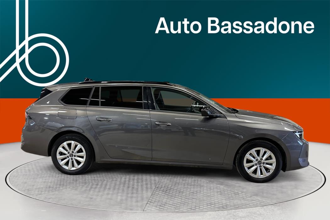 Opel Astra 2024