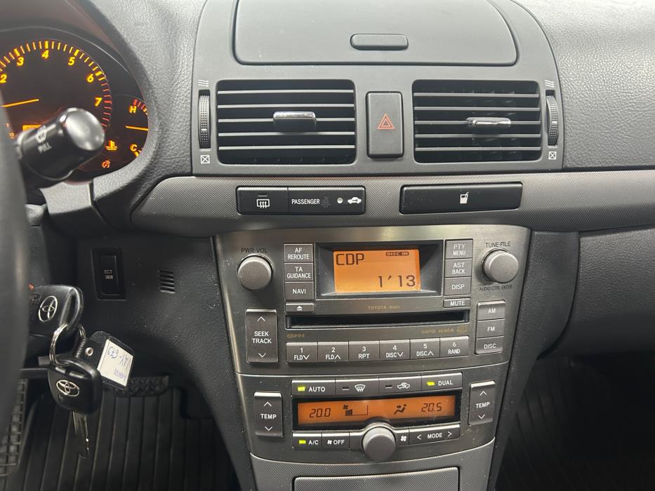 TOYOTA Avensis 2007