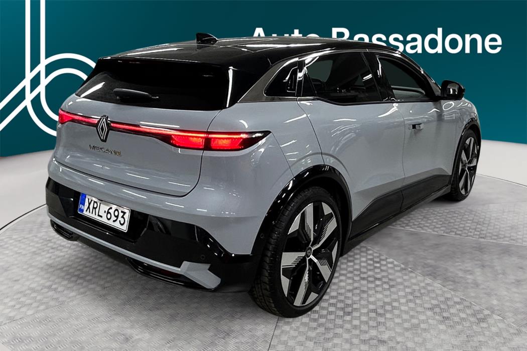 RENAULT Megane 2023