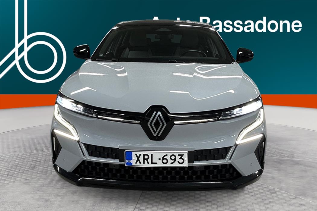 RENAULT Megane 2023