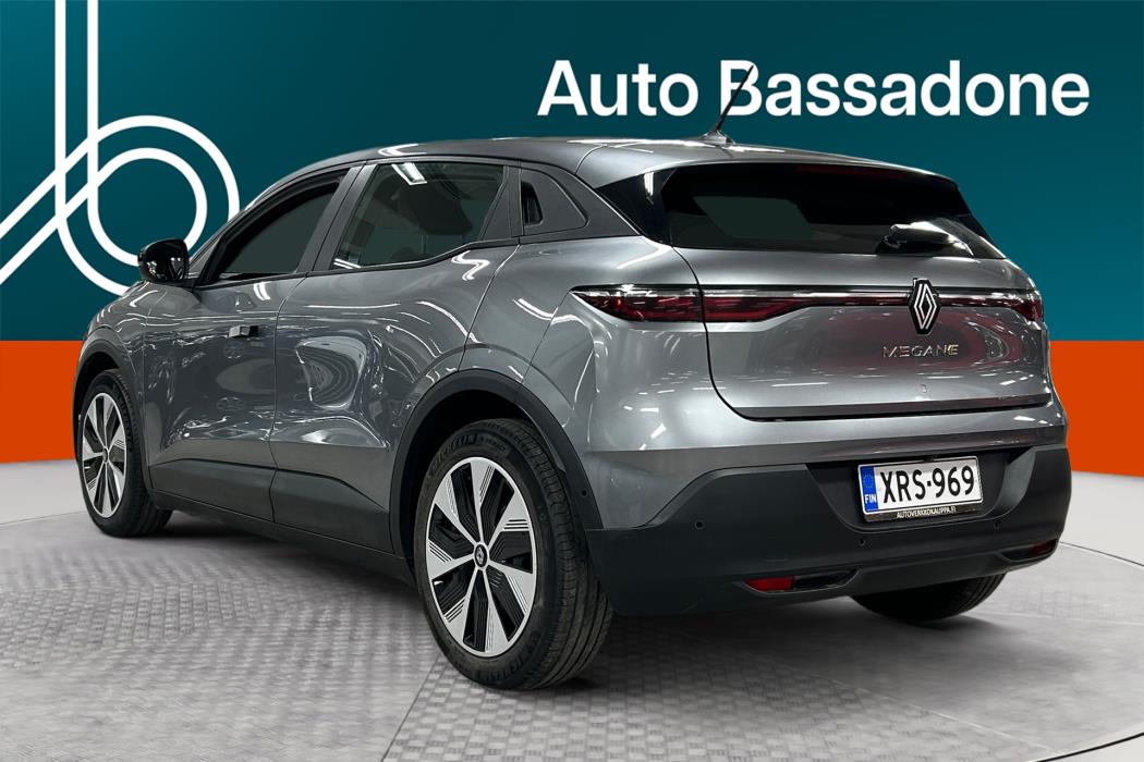 RENAULT Megane 2023