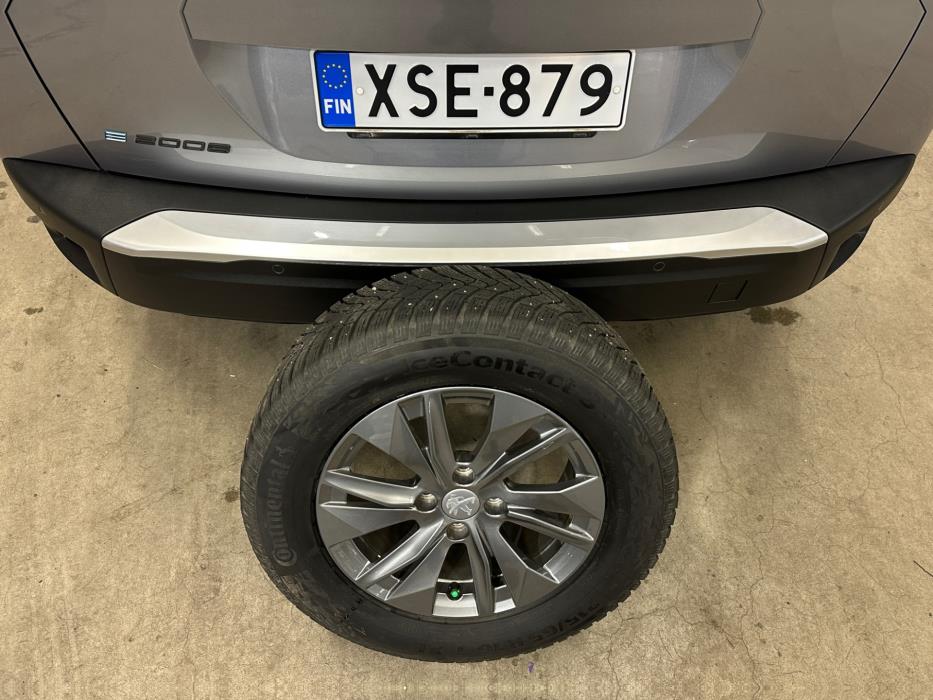 Peugeot e-2008 2023