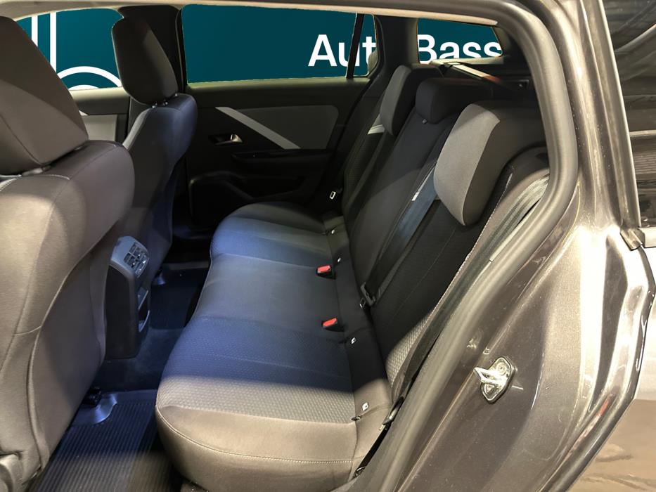 Opel Astra 2024